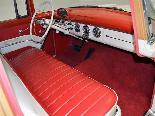Ford Country Squire