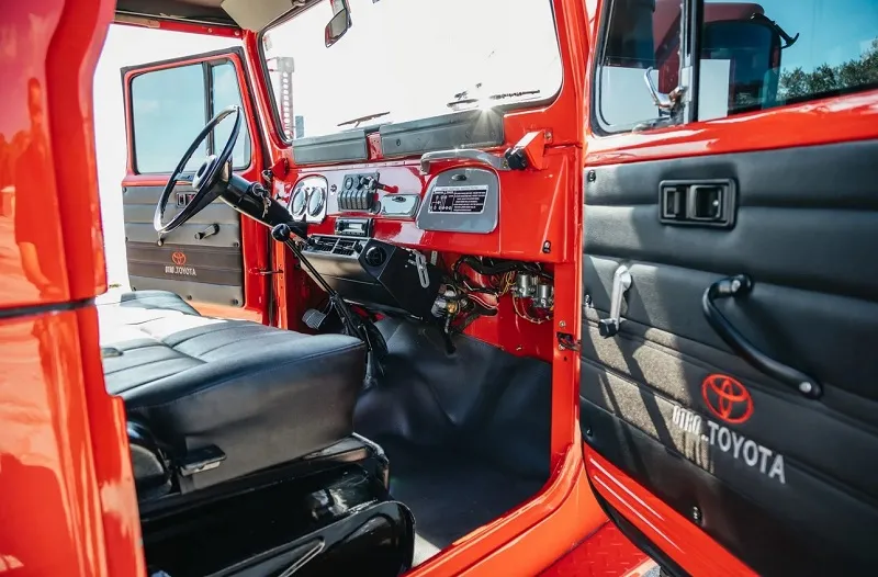 Toyota Land Cruiser FJ45