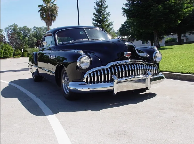 1949 Buick Super Sedanet