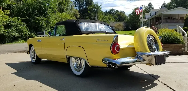 Ford Thunderbird