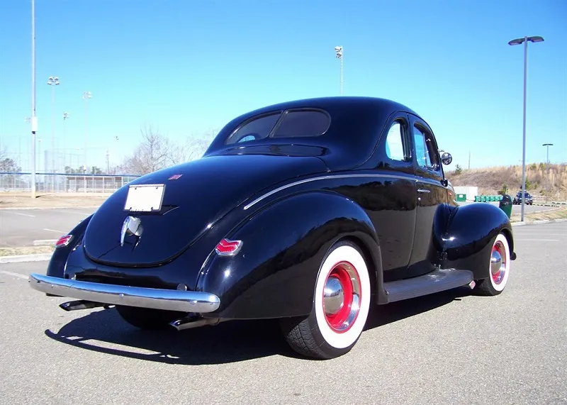 Ford Coupe