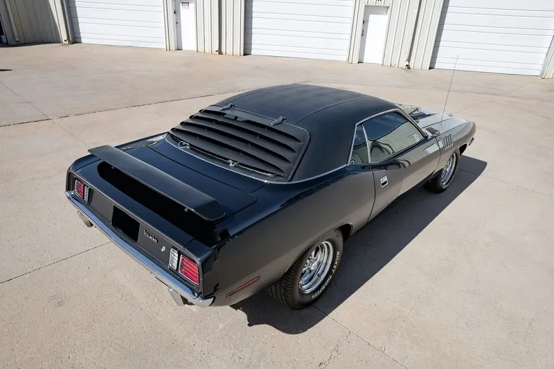 Plymouth Barracuda