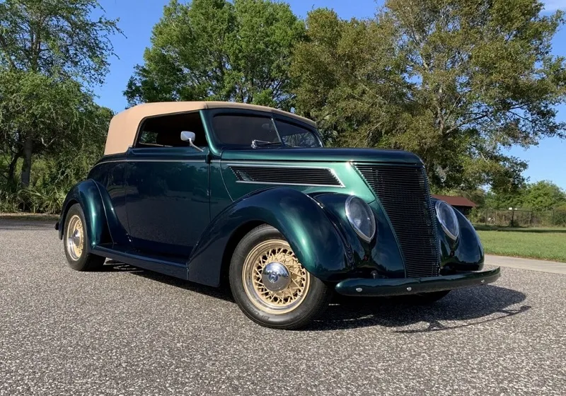 Ford Cabriolet