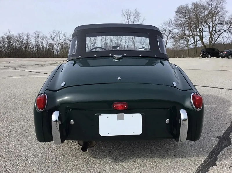 Triumph TR2