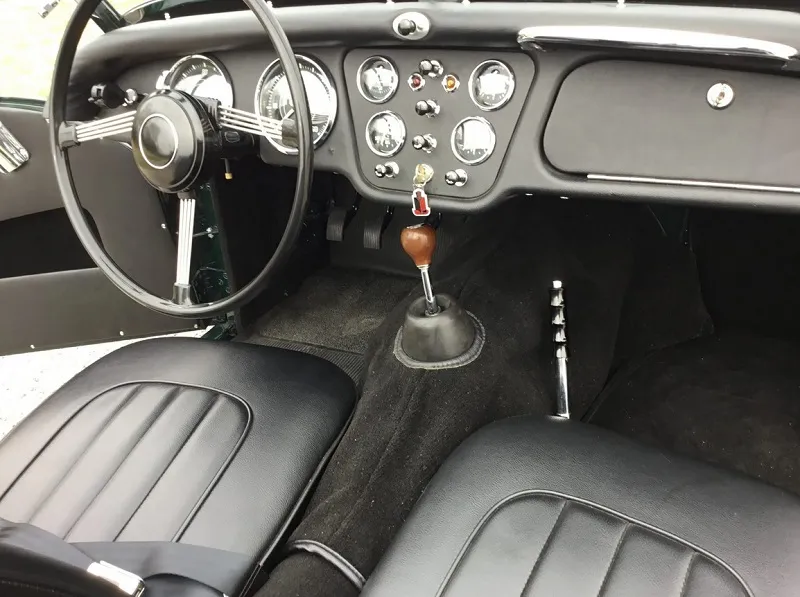 Triumph TR2