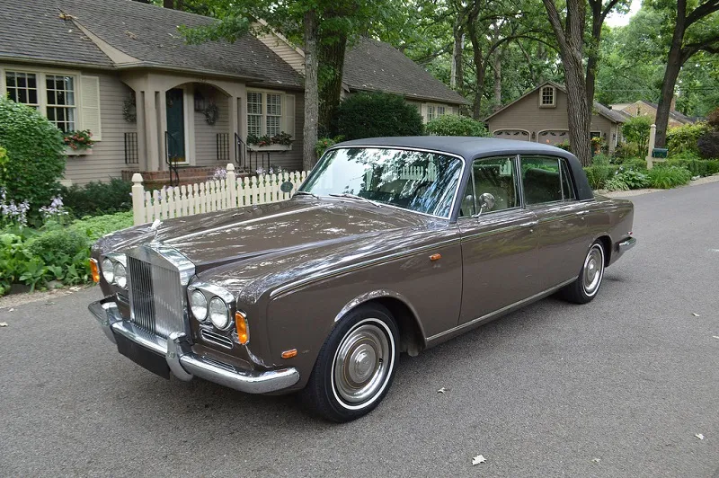 Rolls-Royce Silver Shadow