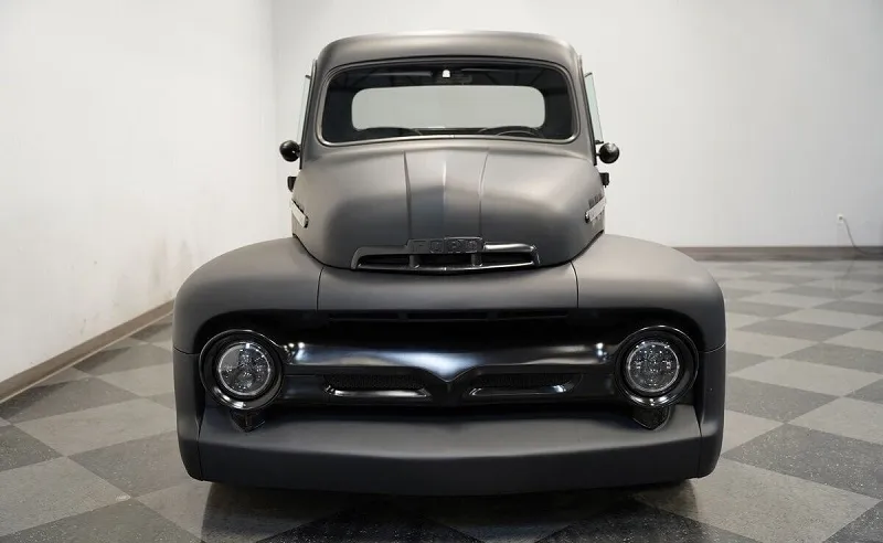 1951 Ford F-1 Restomod
