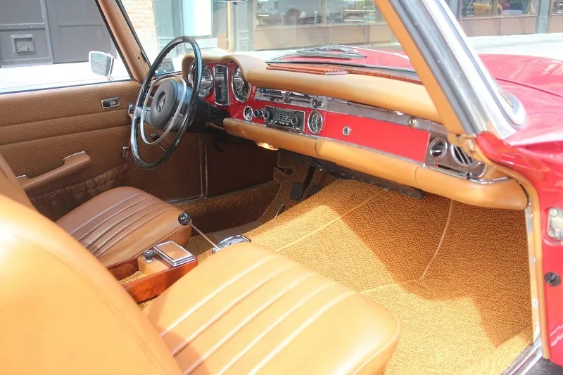 Mercedes-Benz 280SL