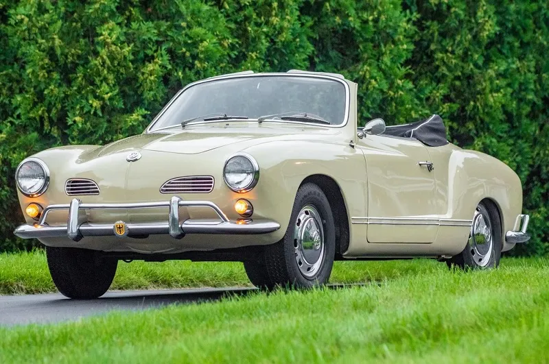 Volkswagen Karmann Ghia