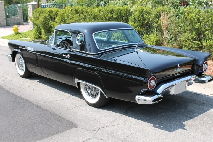 Ford Thunderbird
