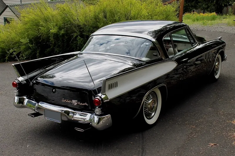 Studebaker Golden Hawk