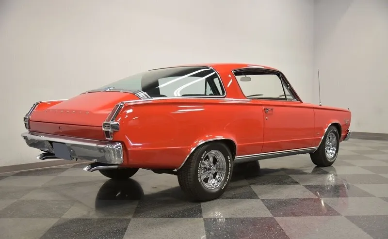Plymouth Barracuda
