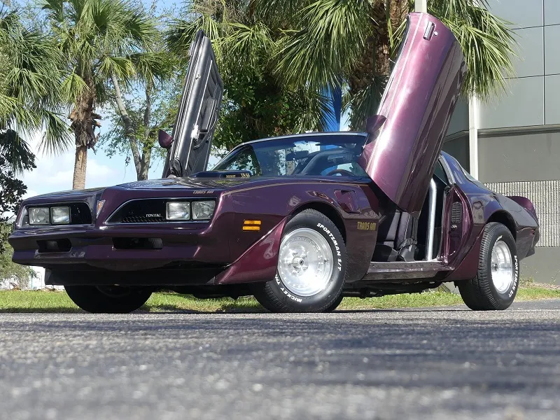 1977 Pontiac Trans Am Restomod