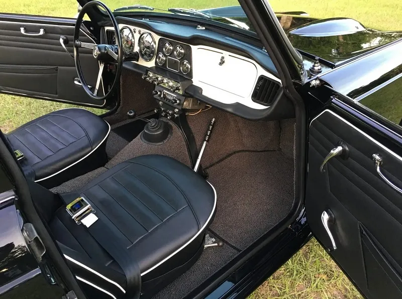 Triumph TR4