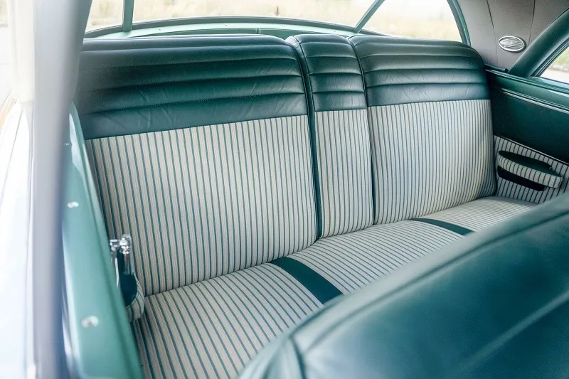Chrysler Town and Country